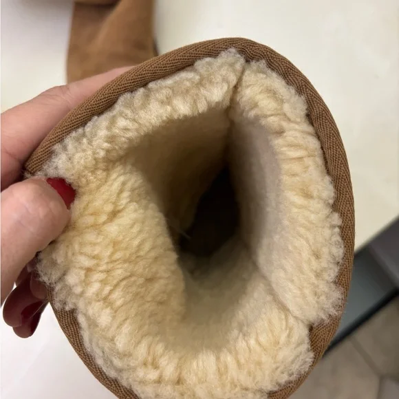 UGG Shearling Boots in Tan - Picture 6 of 7